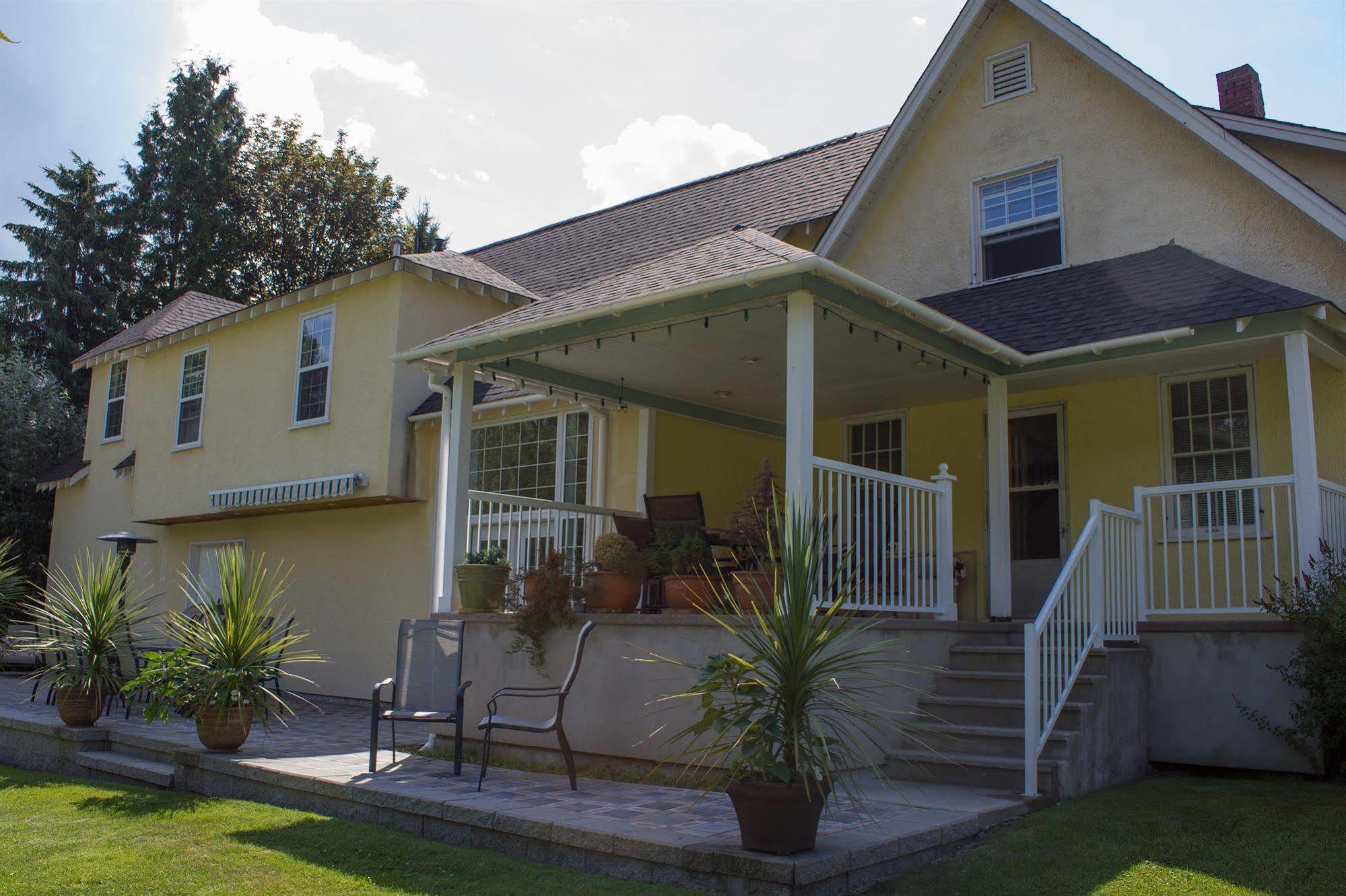 Genelle House B&B Guest House المظهر الخارجي الصورة
